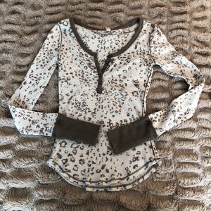 Free People - We the free thermal long sleeve top size small